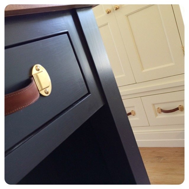 these leather pulls were recently installed - so fun!