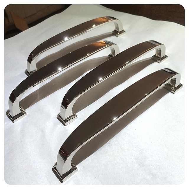 locust drawer pulls | polished nickel